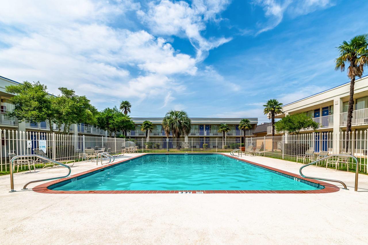 Motel 6-Natchitoches, La Exteriör bild