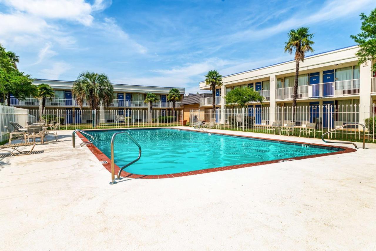 Motel 6-Natchitoches, La Exteriör bild